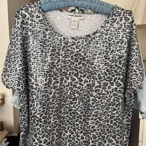 Cathy Daniels Black and Silver Sequin Short Sleeve Top